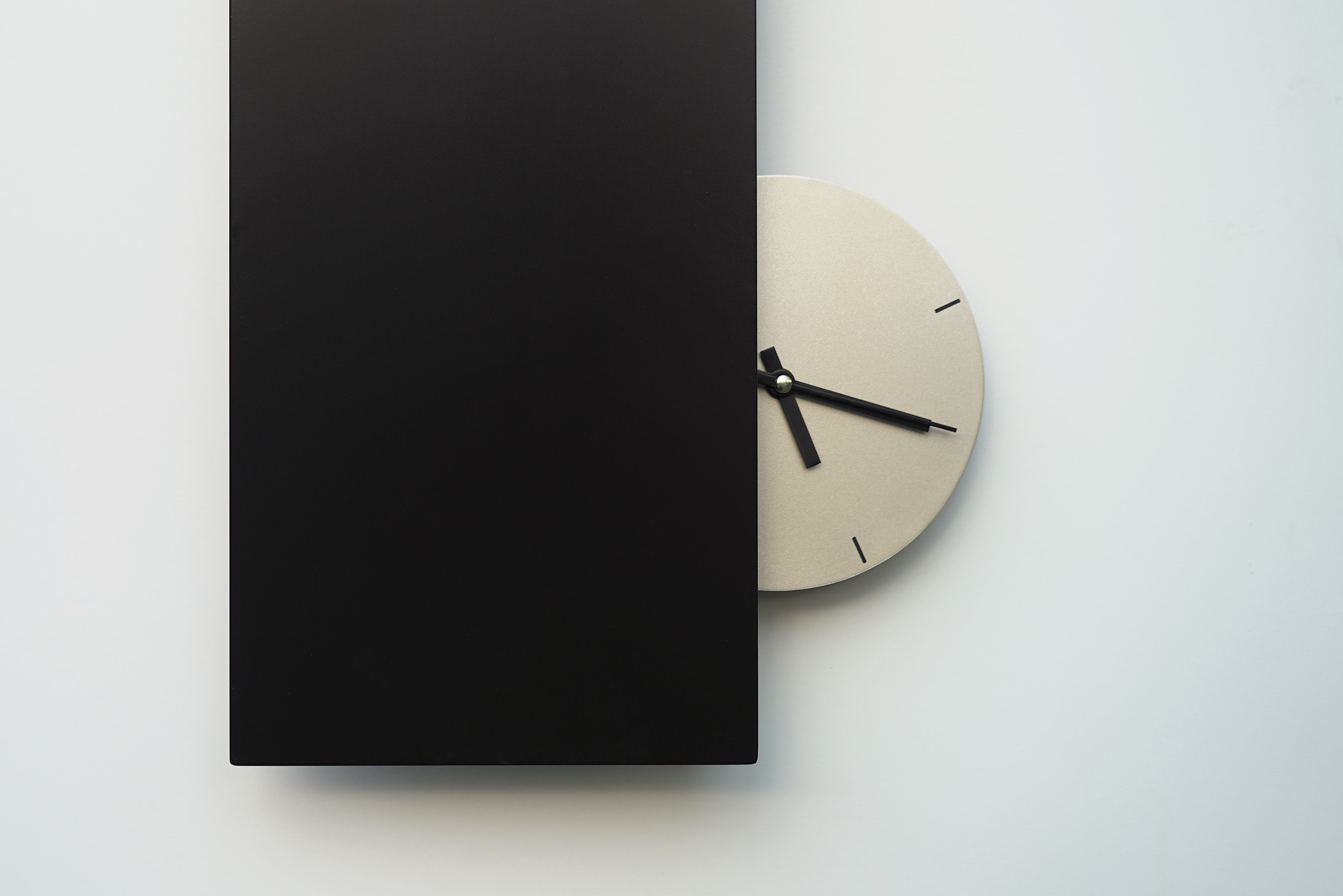 Clock swings out 2