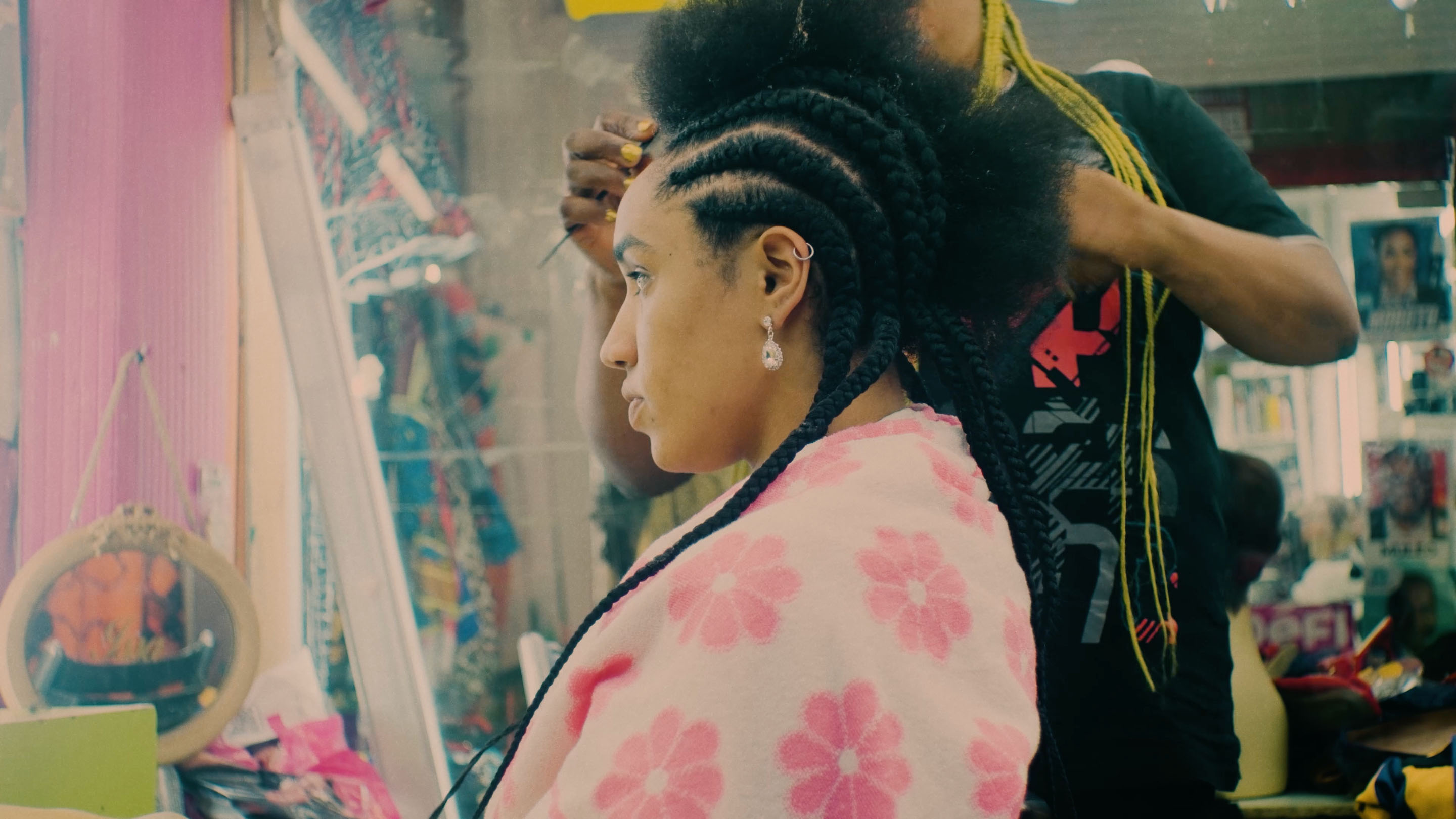 Videostill 'Dear Sara', 2024