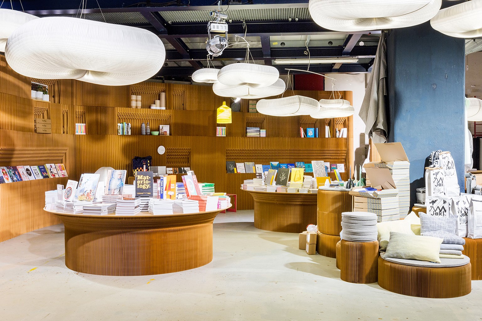 Frame Pop-Up Shop DDW 2018