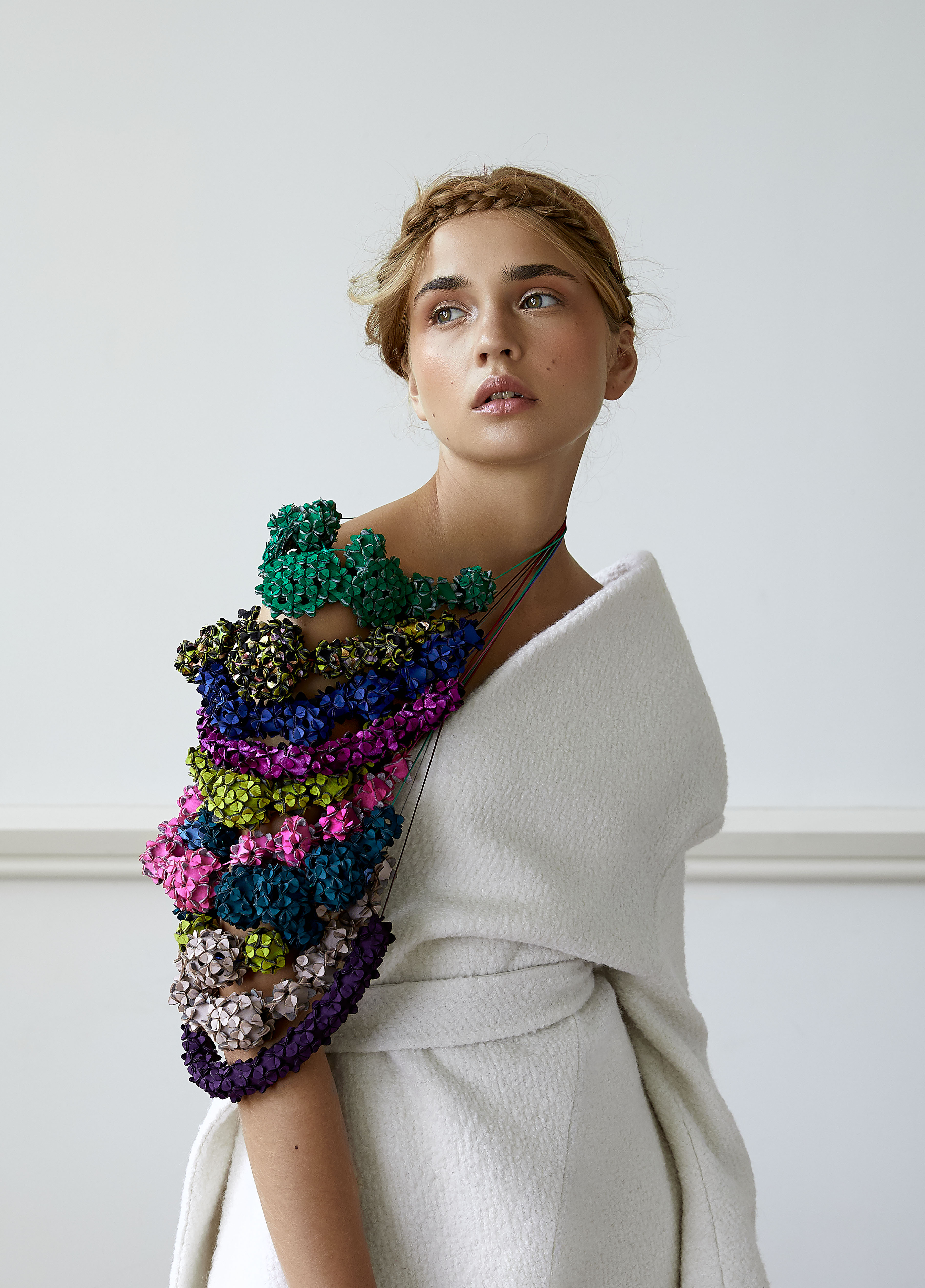 Iris Nijenhuis | Modular textile jewellery