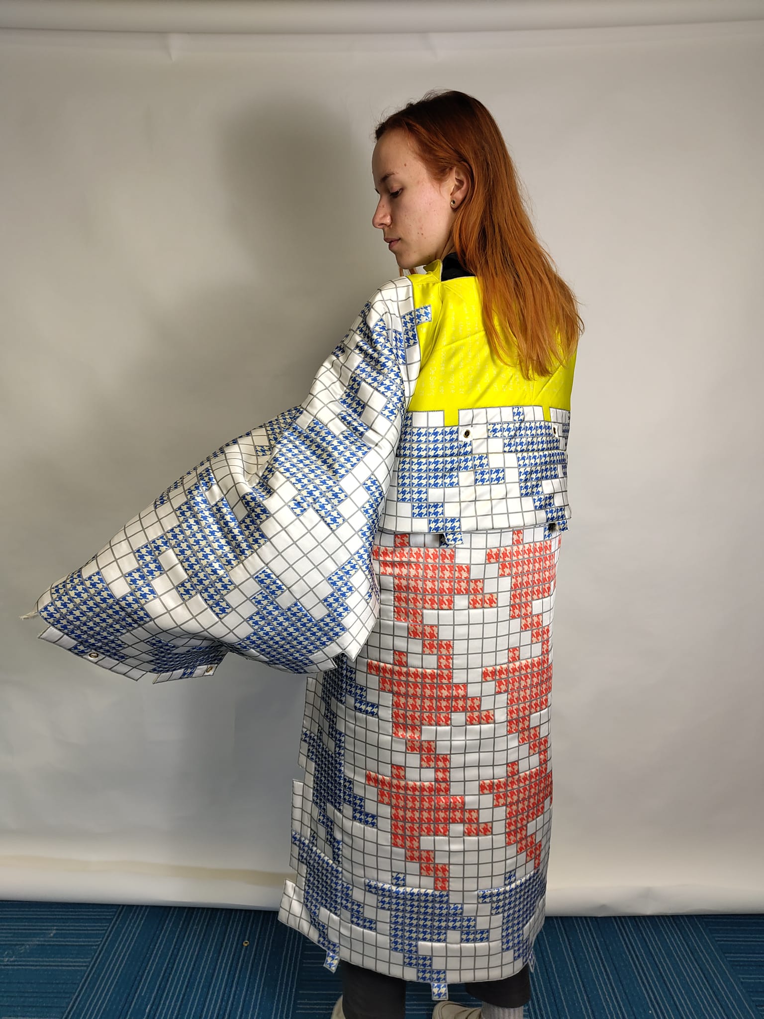 Minne shows Pied-de-Pythagoras as a warm garment