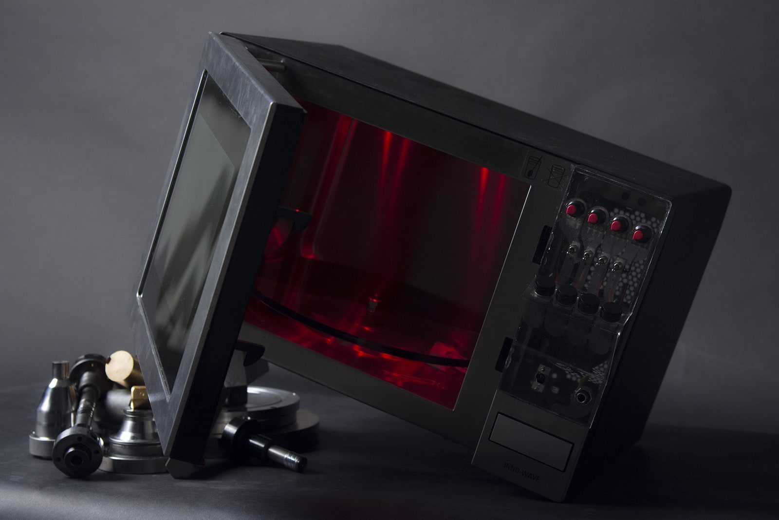 A microwave turned synthesizer
