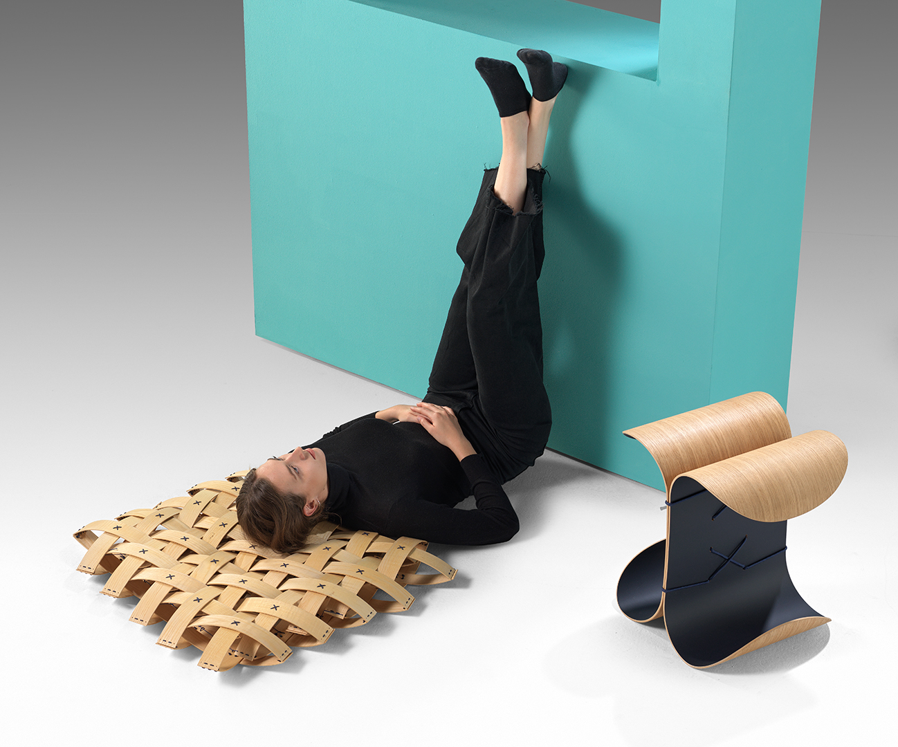 MOWO 'Aera mini' and 'CC1 stool' - Worth project