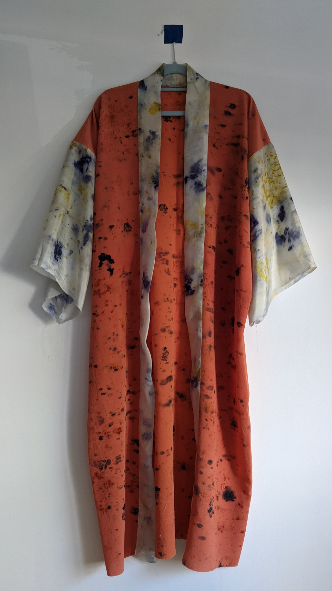 Sustainable colours and fashion laboratory.
