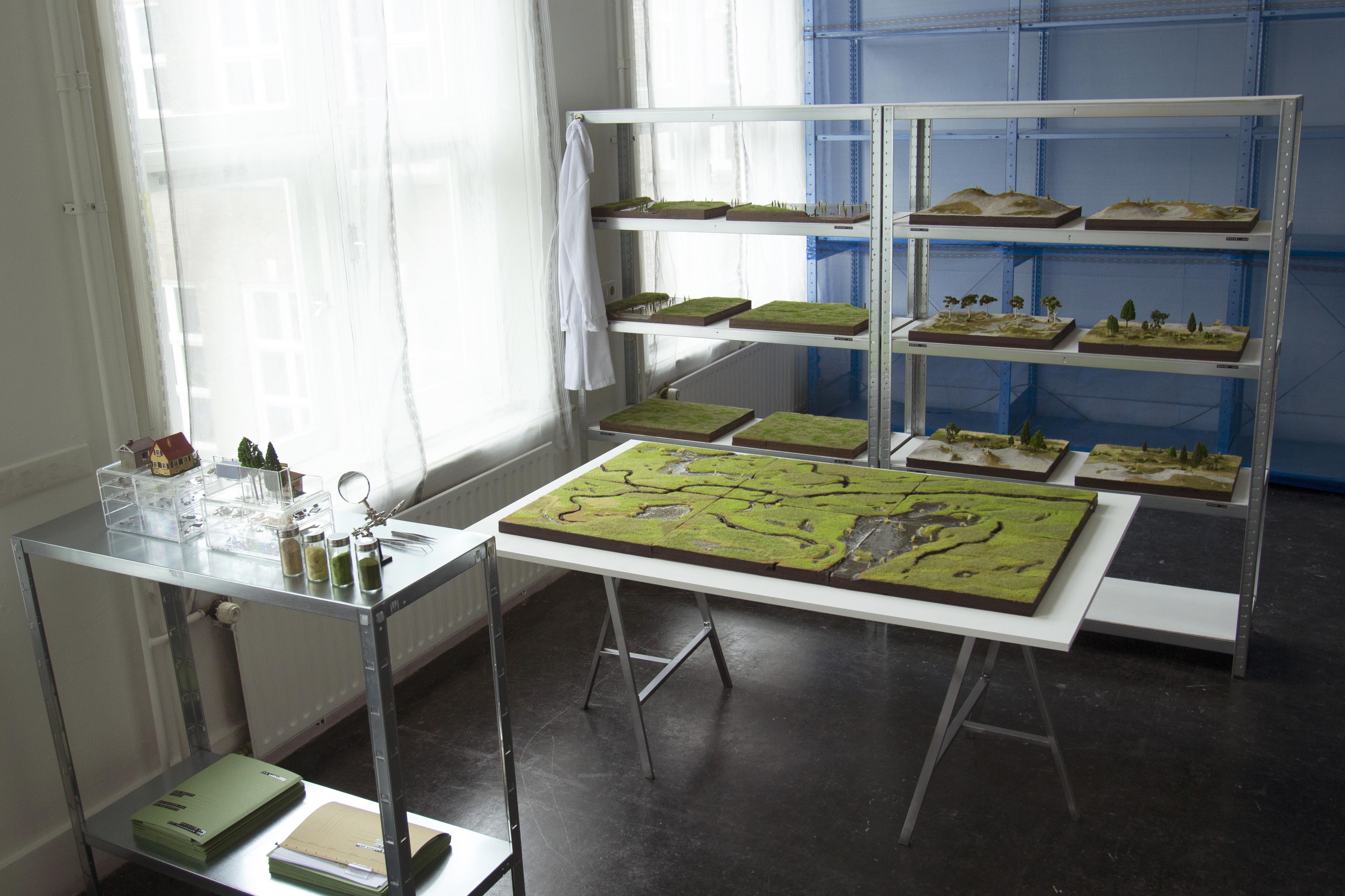 Model landscapes and components in the Lab.