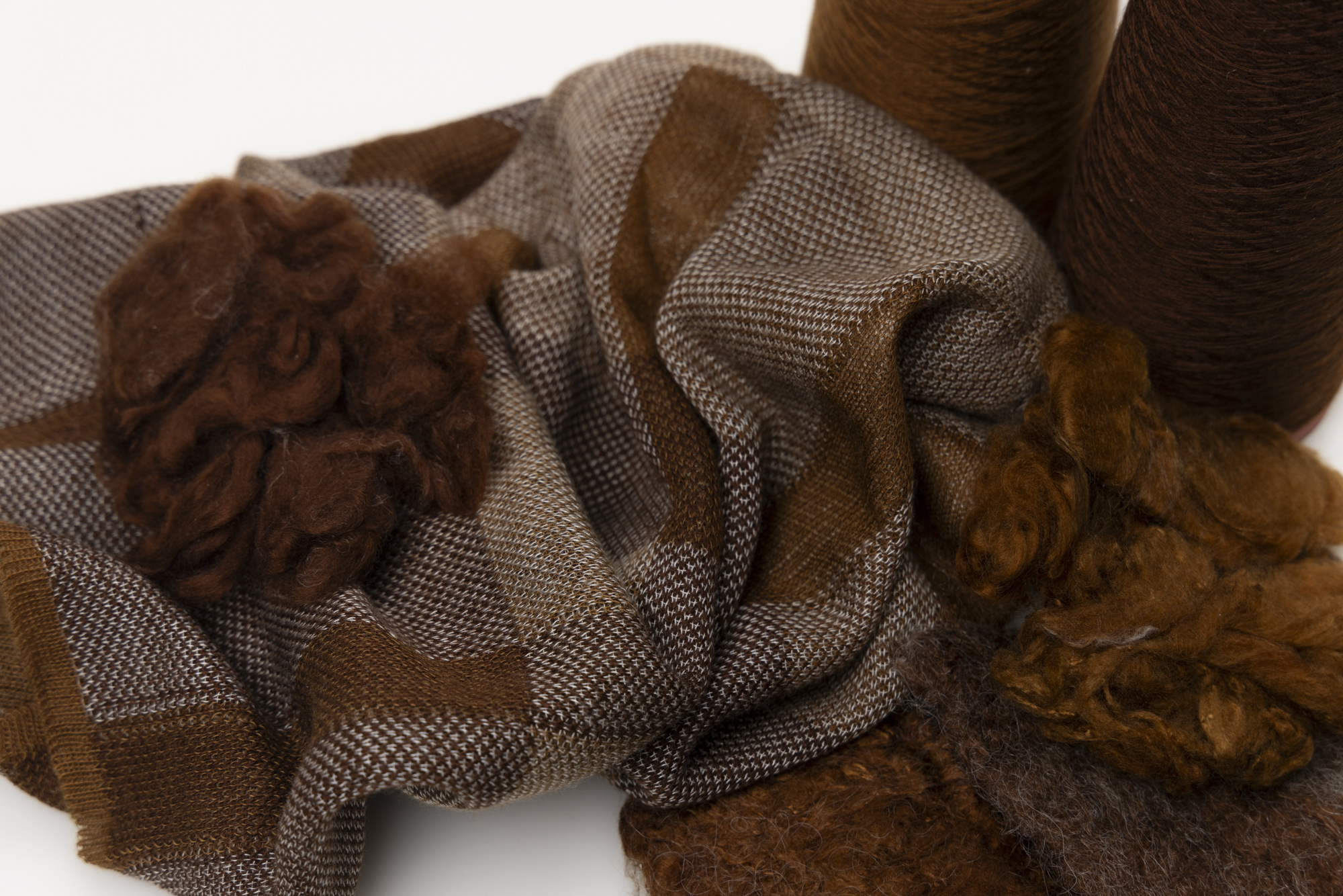 Lignin textiles by Helena Sederholm