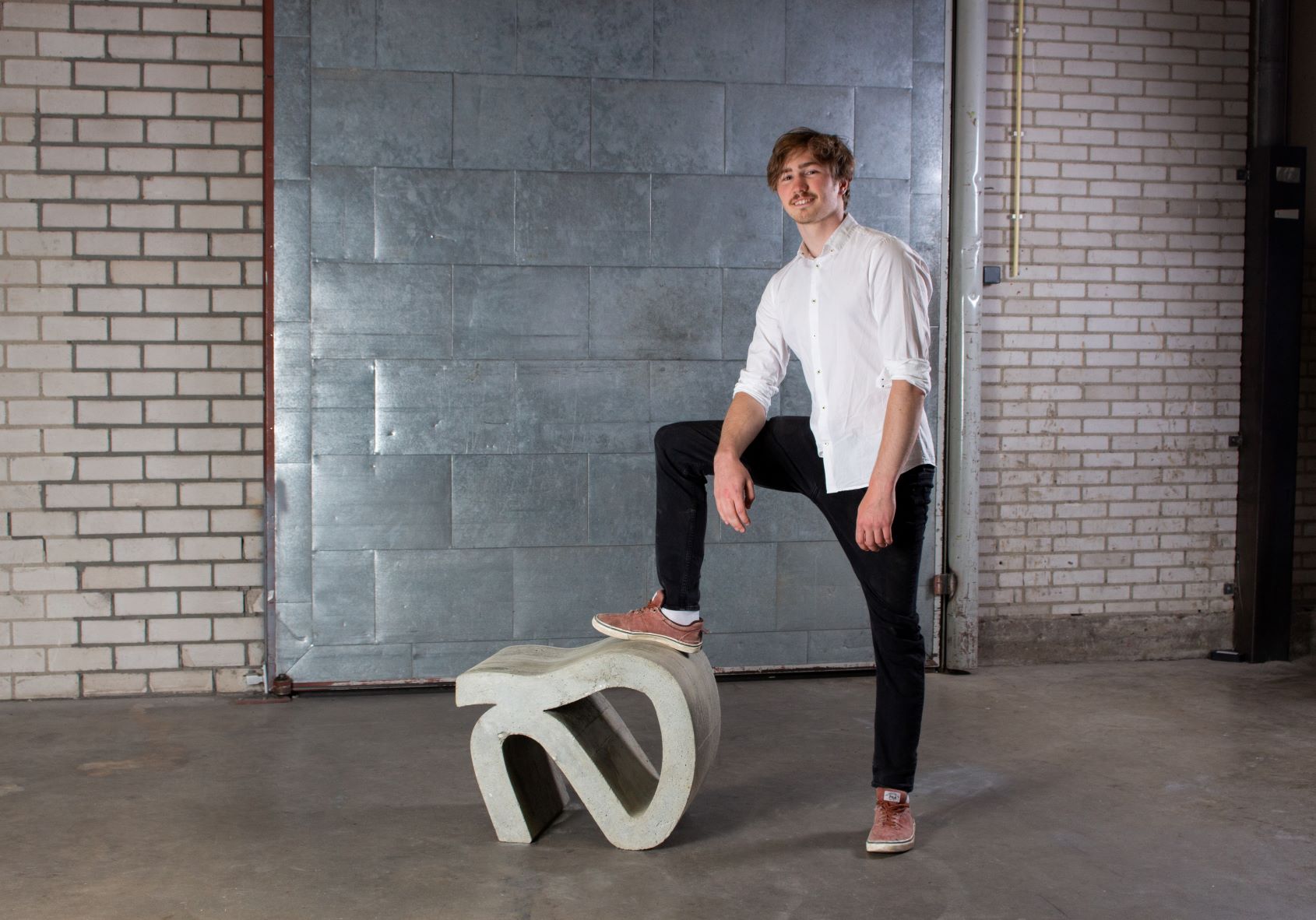 Debris stool  Ruben Scheuermann