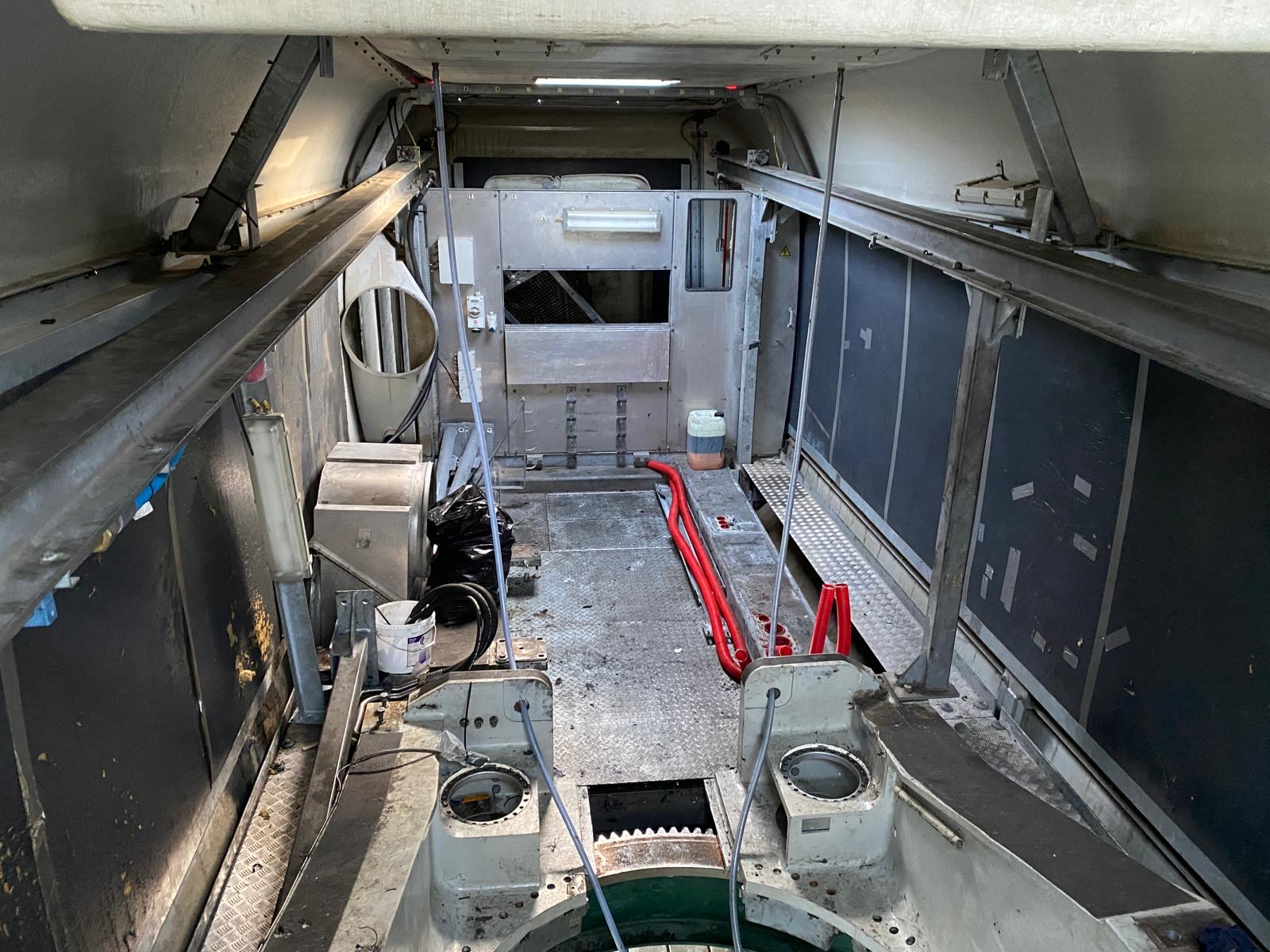 Nacelle interior