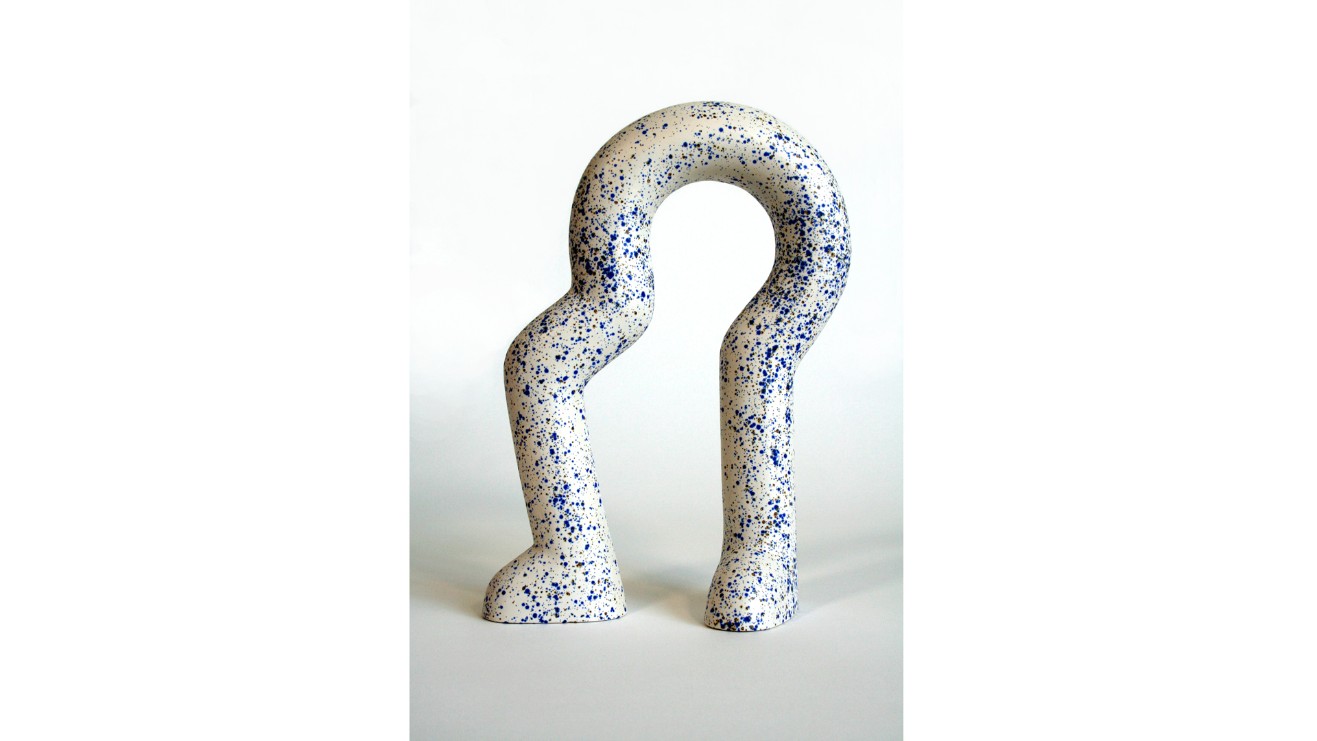 NEW HORIZON hand glazed earthenware 25 x 10 x 39cm