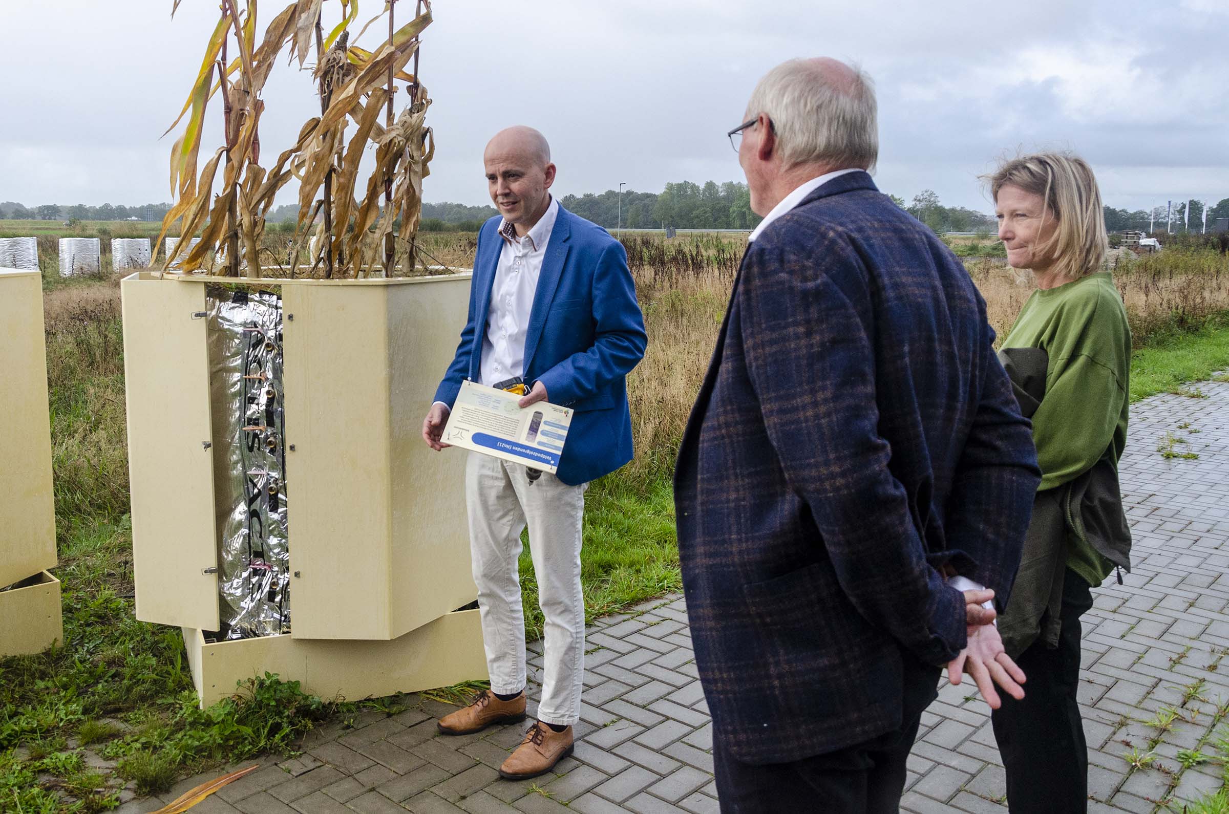 Openingshandeling onderzoekstuin met Mesokosmossen