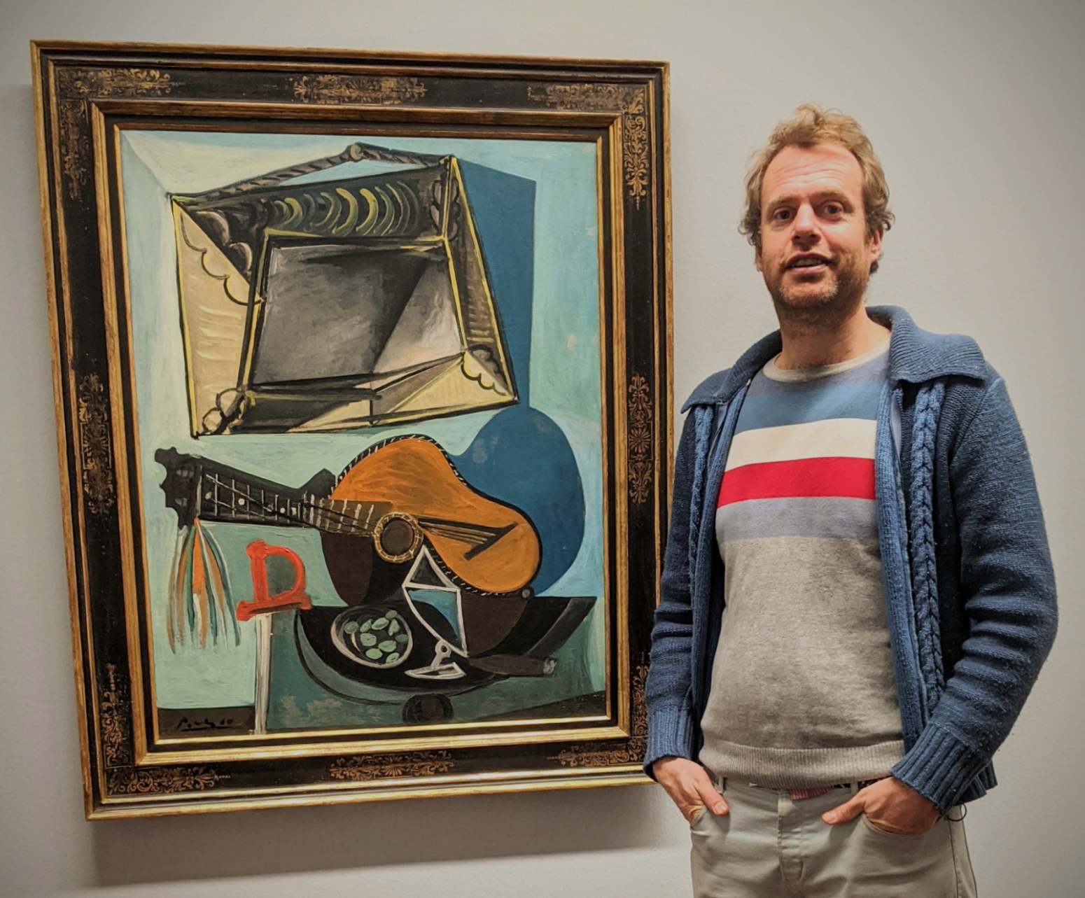 Harm visiting a Picasso guitar in Vienna
