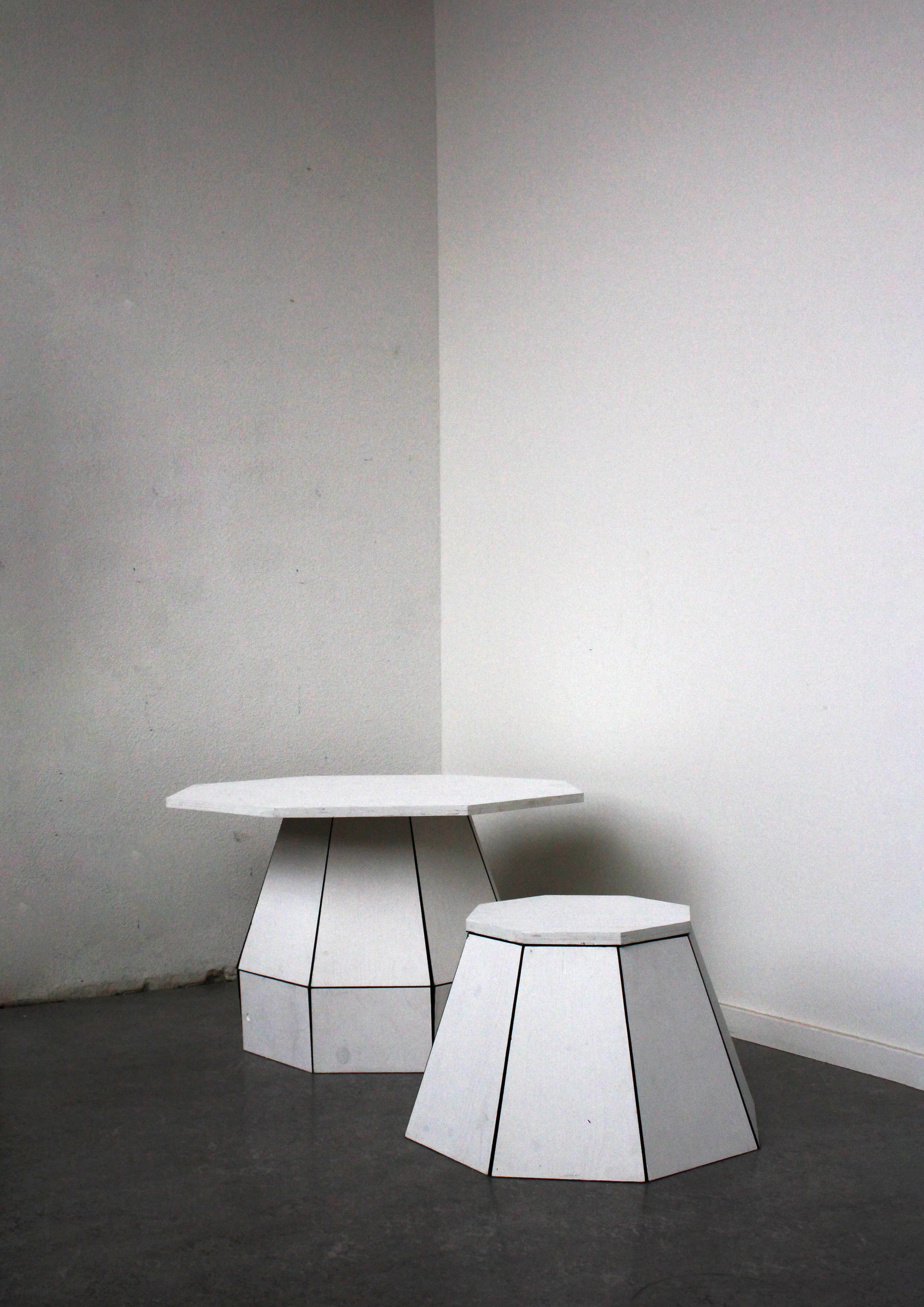 Medium Table + Stool