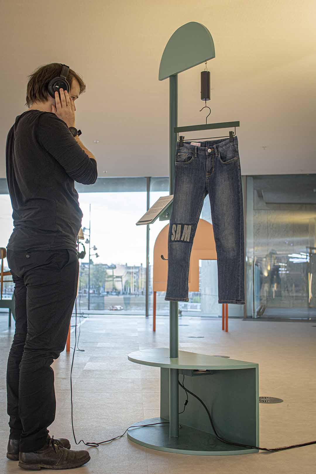 Trousers repaired by Gery Woltinge