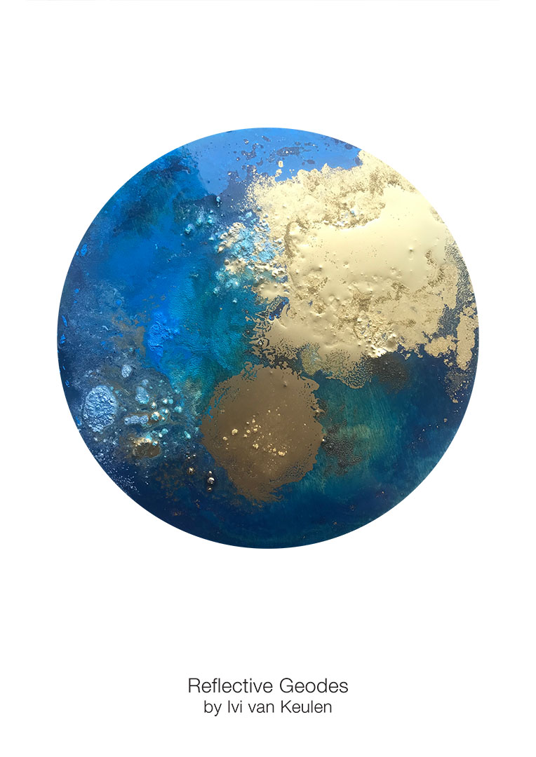 Reflective Geodes by Ivi van Keulen