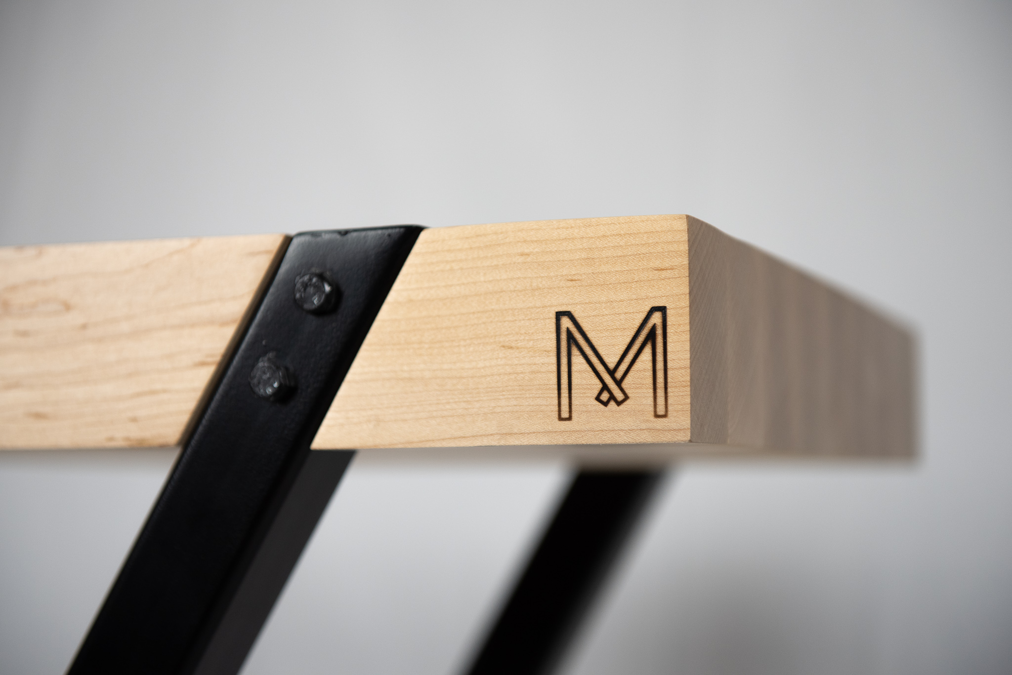Inserire Bar Stool Detail