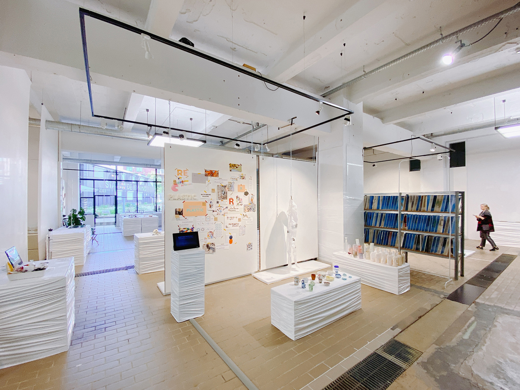 Rethinking Plastic exhibition-Yksi Expo