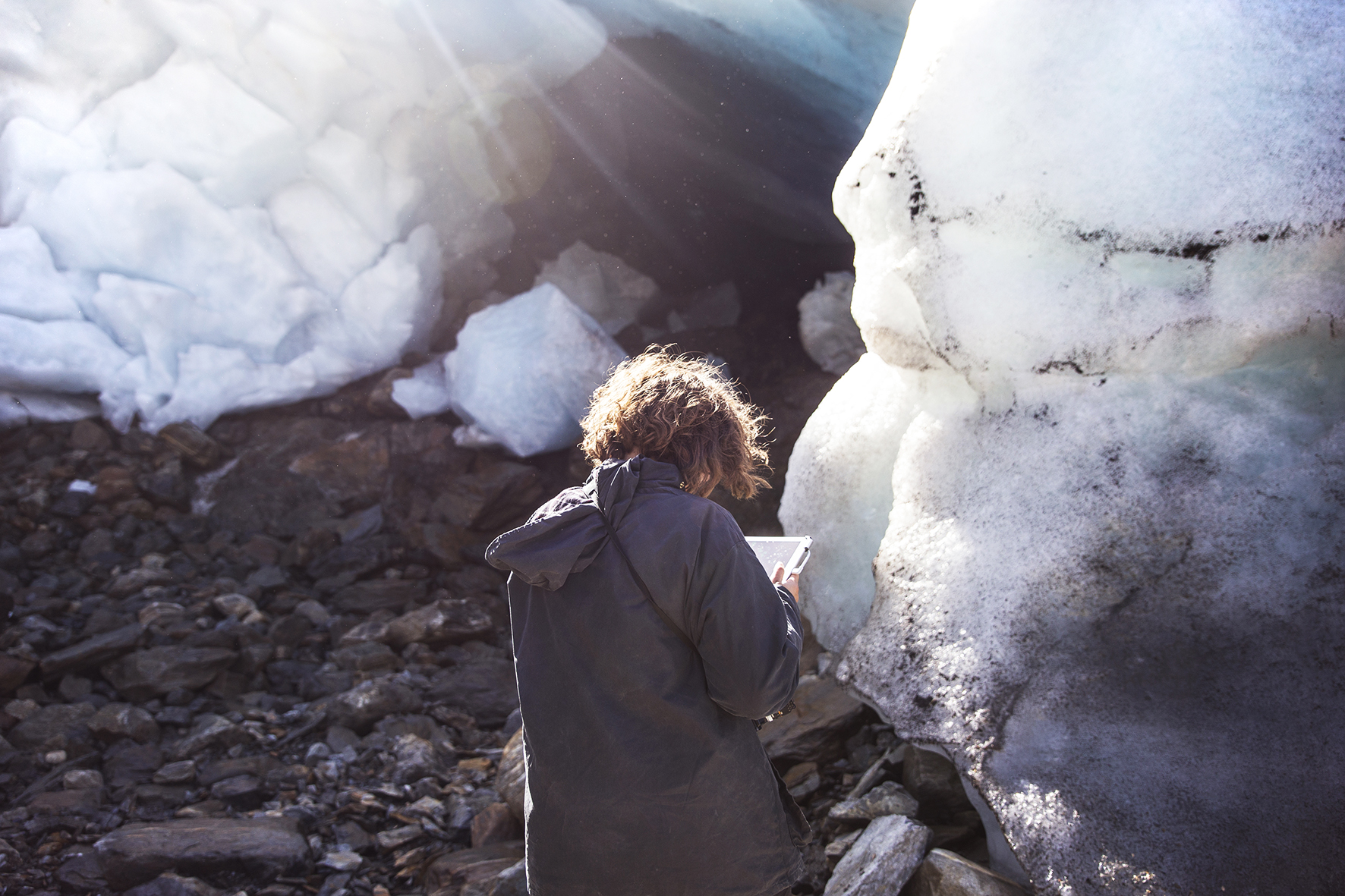 Scanning glacial ice structures