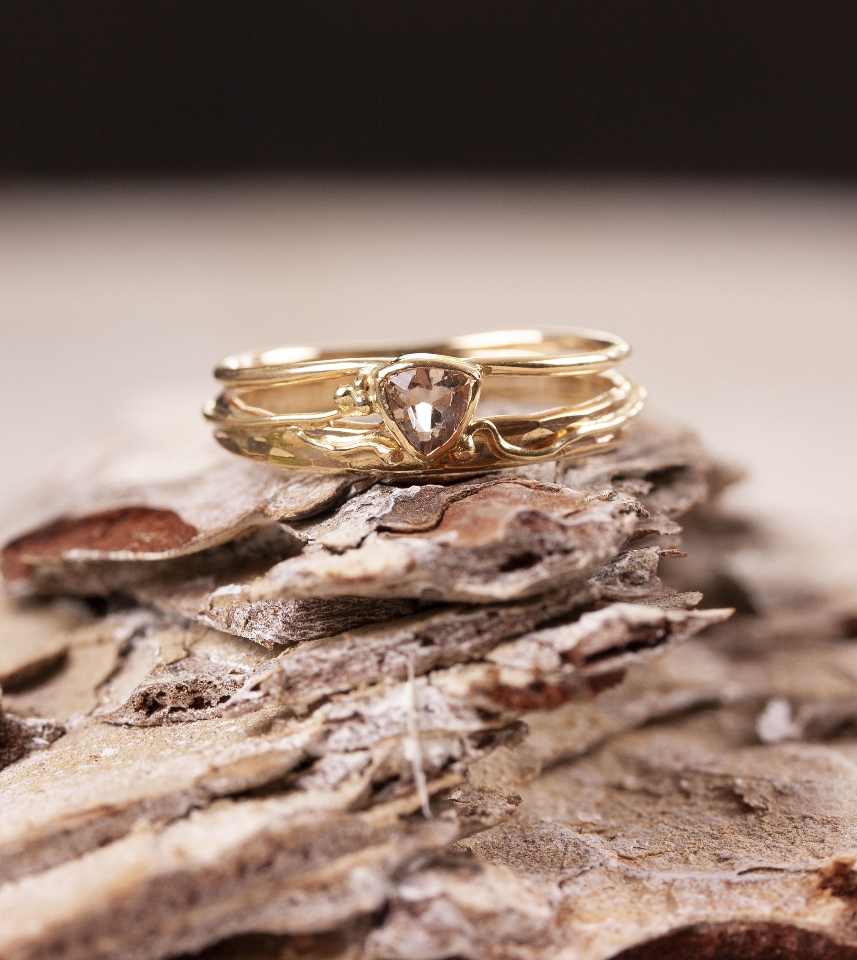 Ring 14 kt goud, topaas