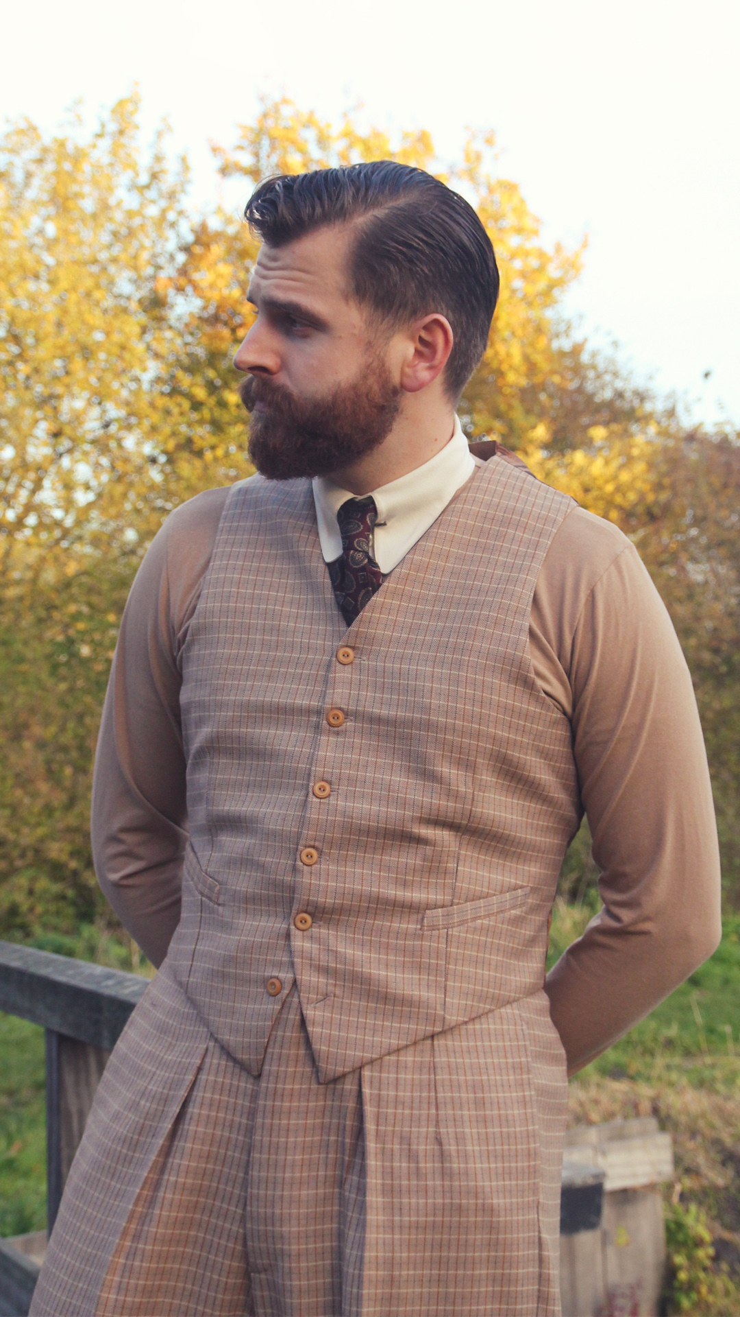 Trousers and waistcoat in 1005 wool flannel