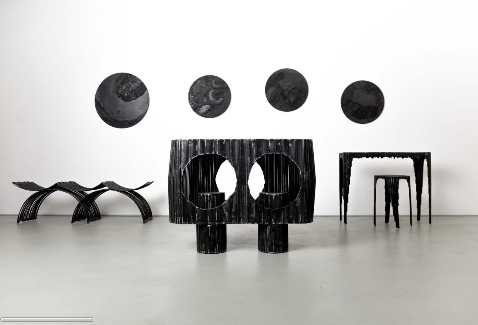 JORDAN ARTISAN'S CENTERED PIECES.