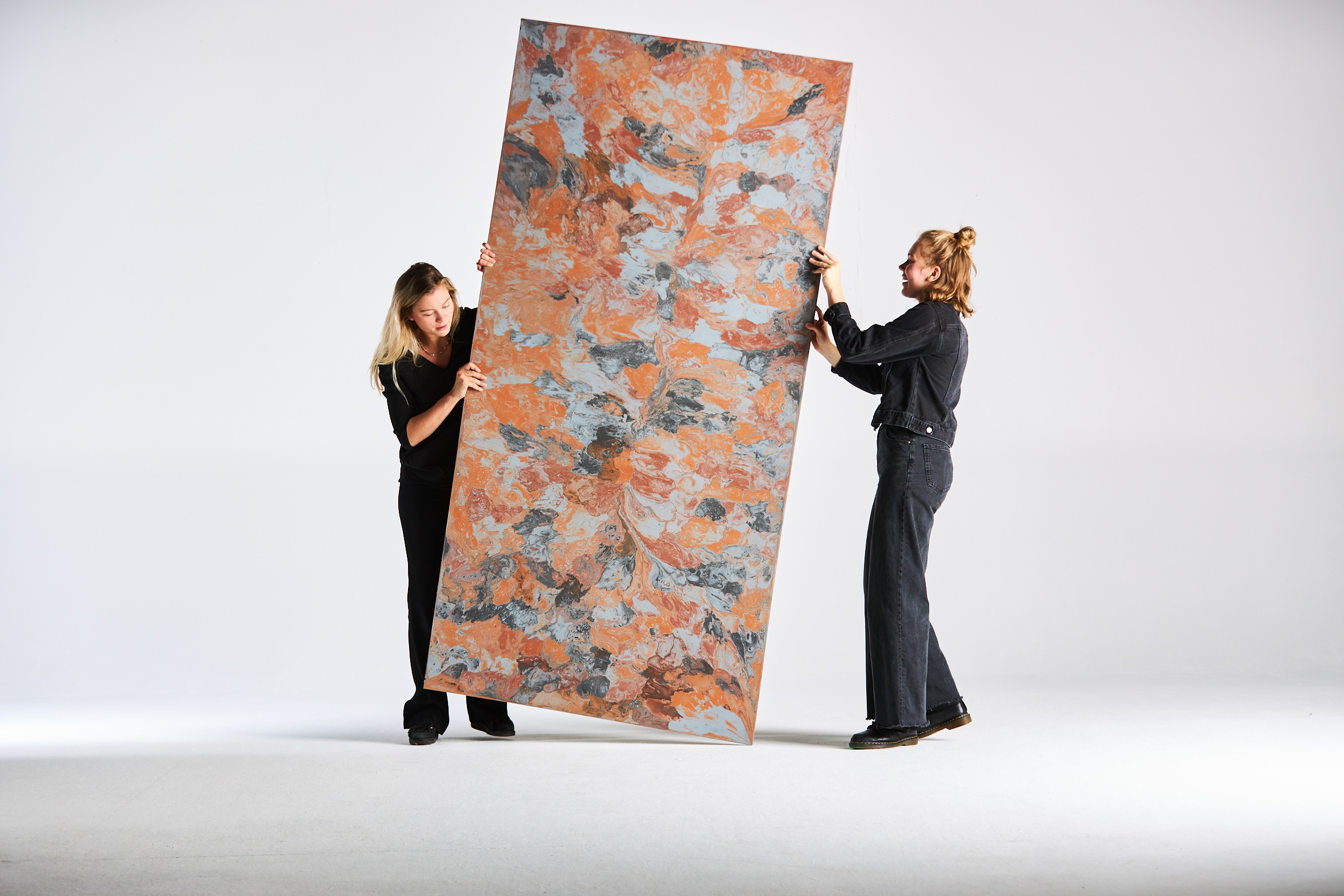 Sheet material completely made from plastic waste!