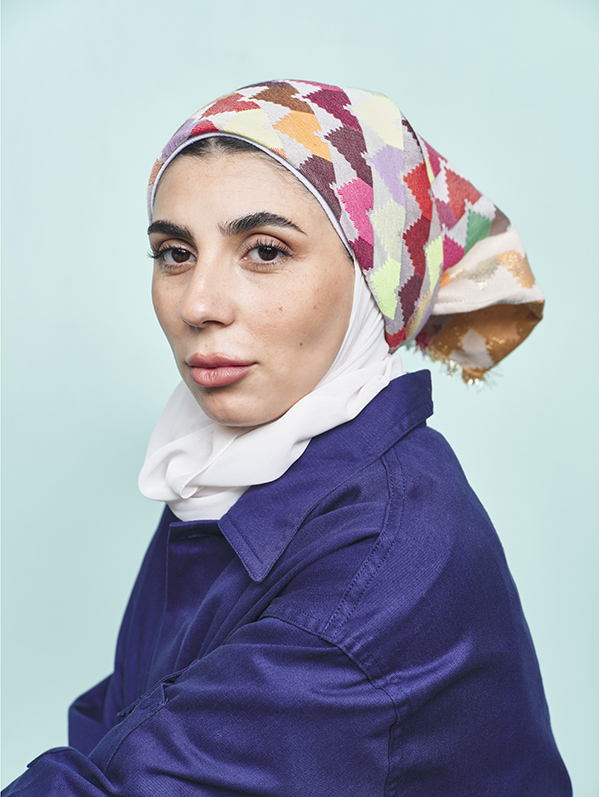 >HART  versatile cloth, Petra Janssen