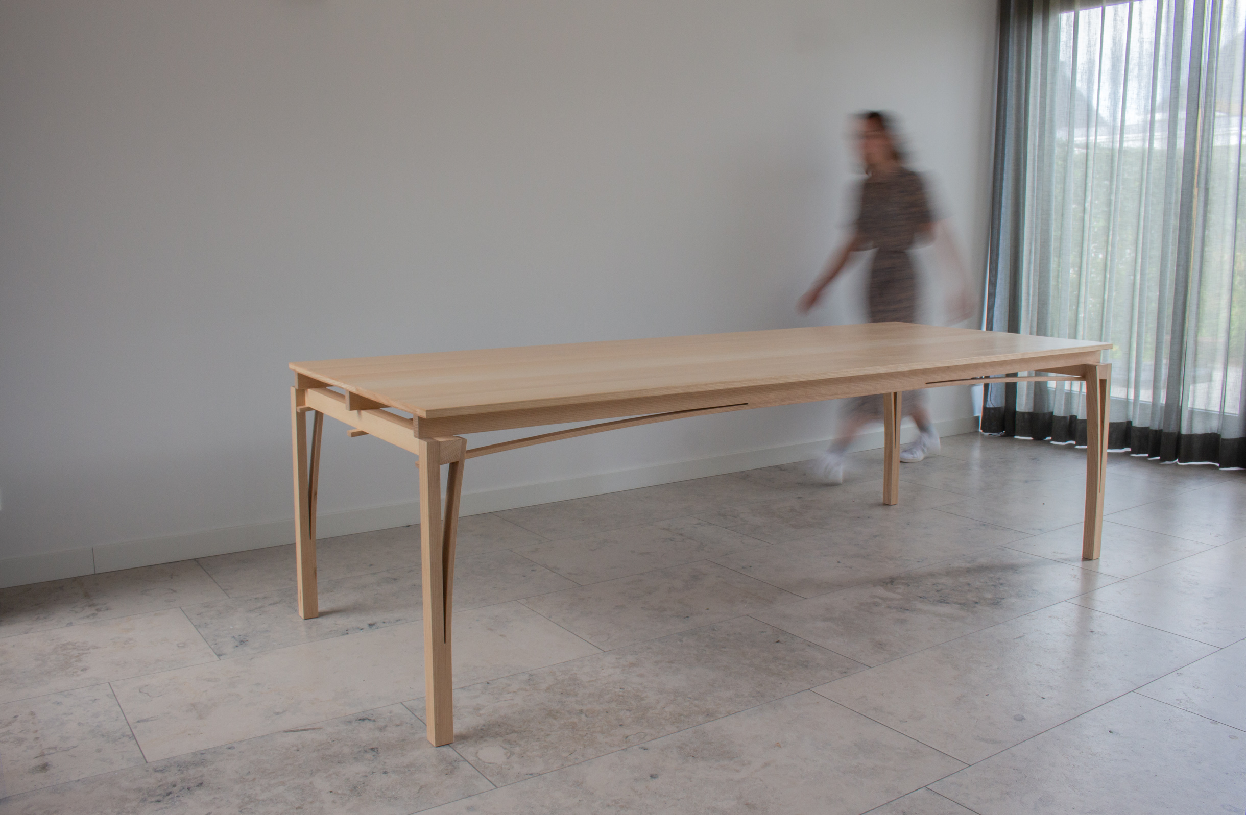 SLIS table designed by Hugo van der Loo_2022
