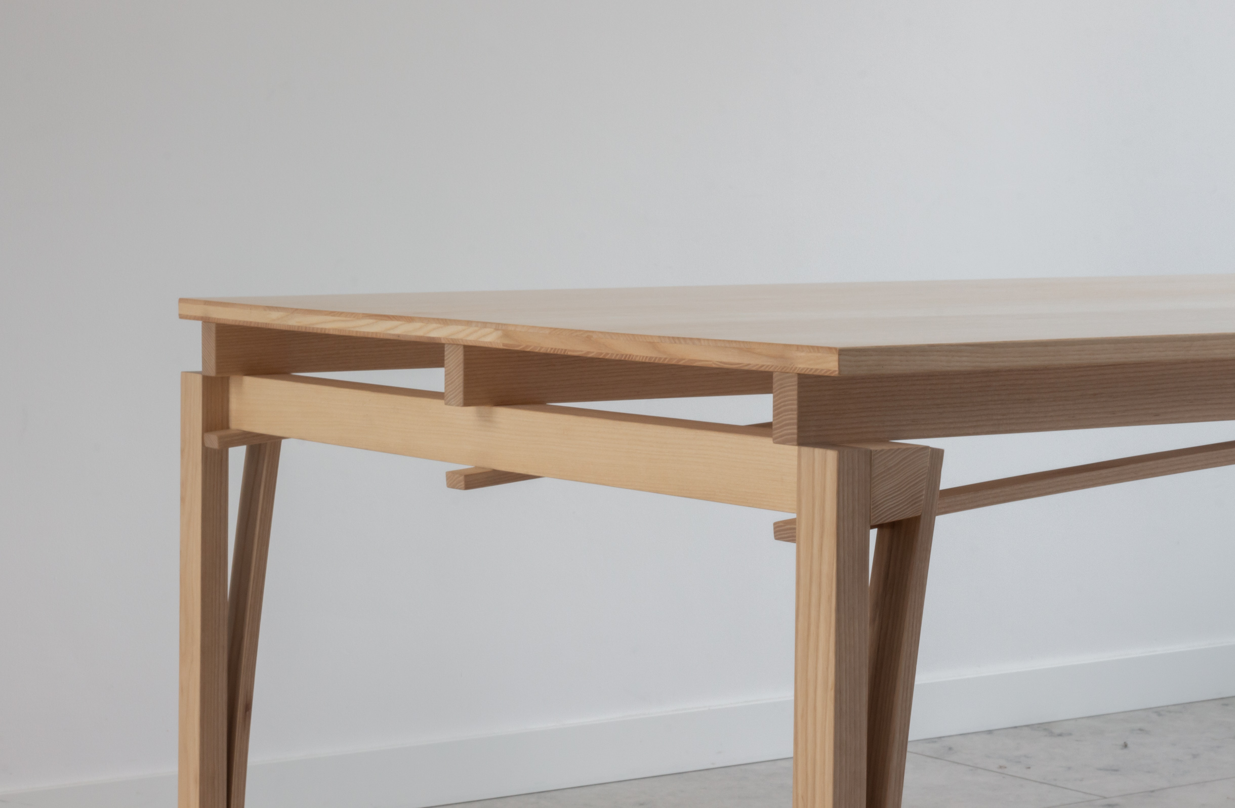 SLIS table designed by Hugo van der Loo_2022