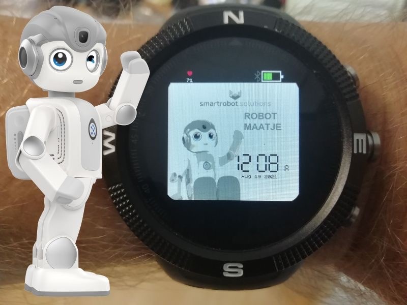 Zorgrobot Maatje en de interactie met smart watch
