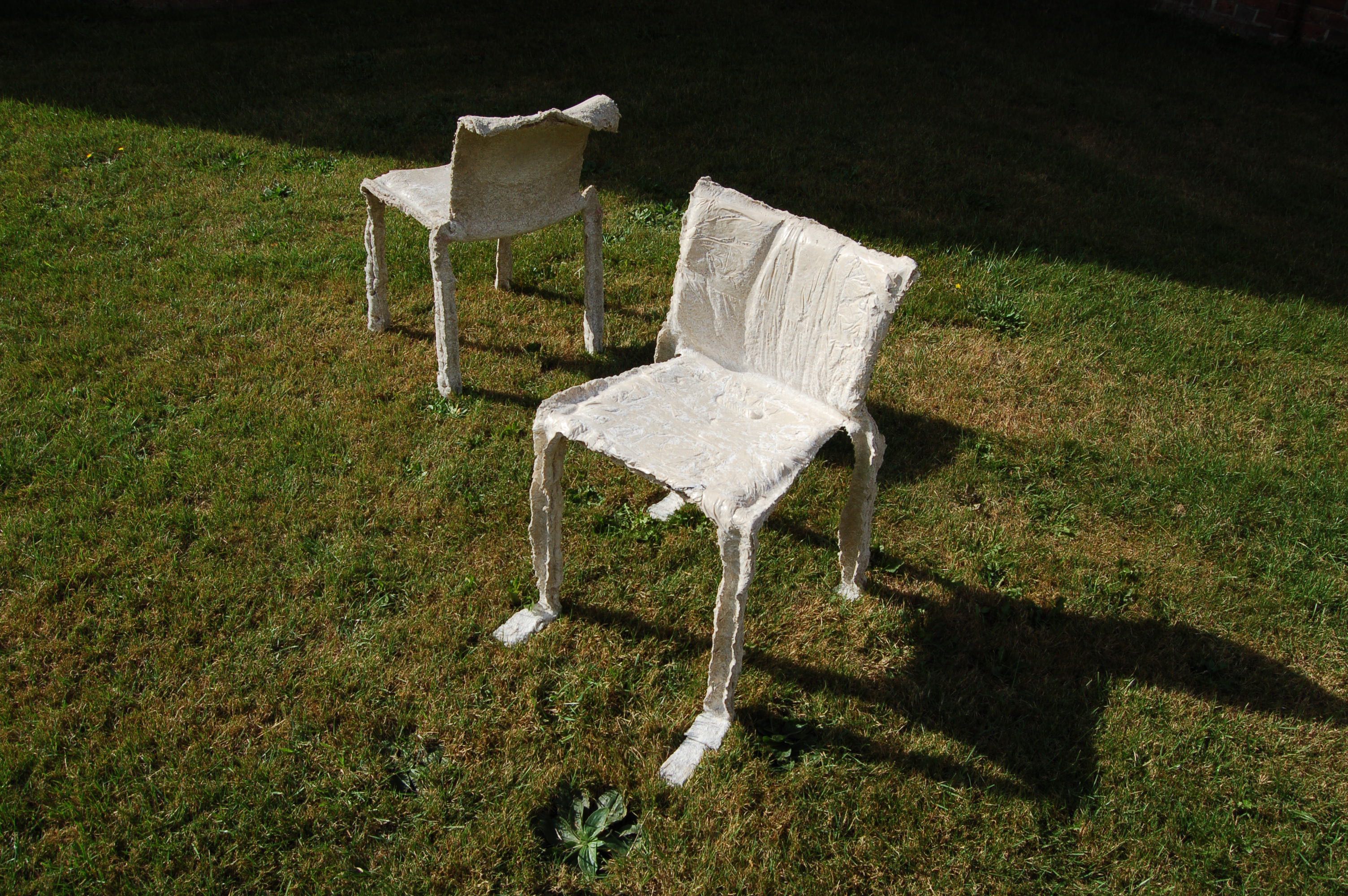 hempmag (ch)air, pressed between two Air chairs