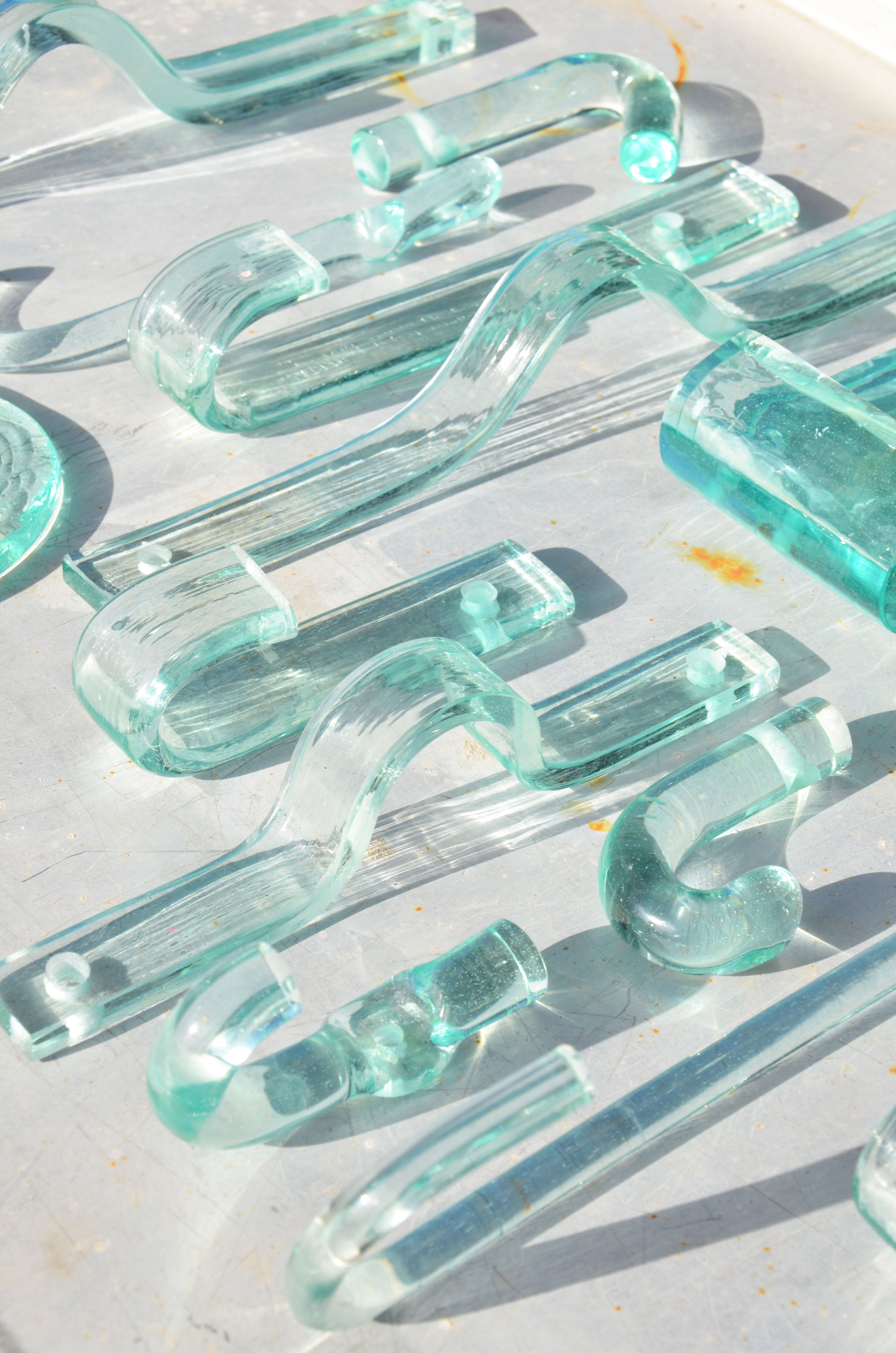 Hooks made of transformed fridge waste glass