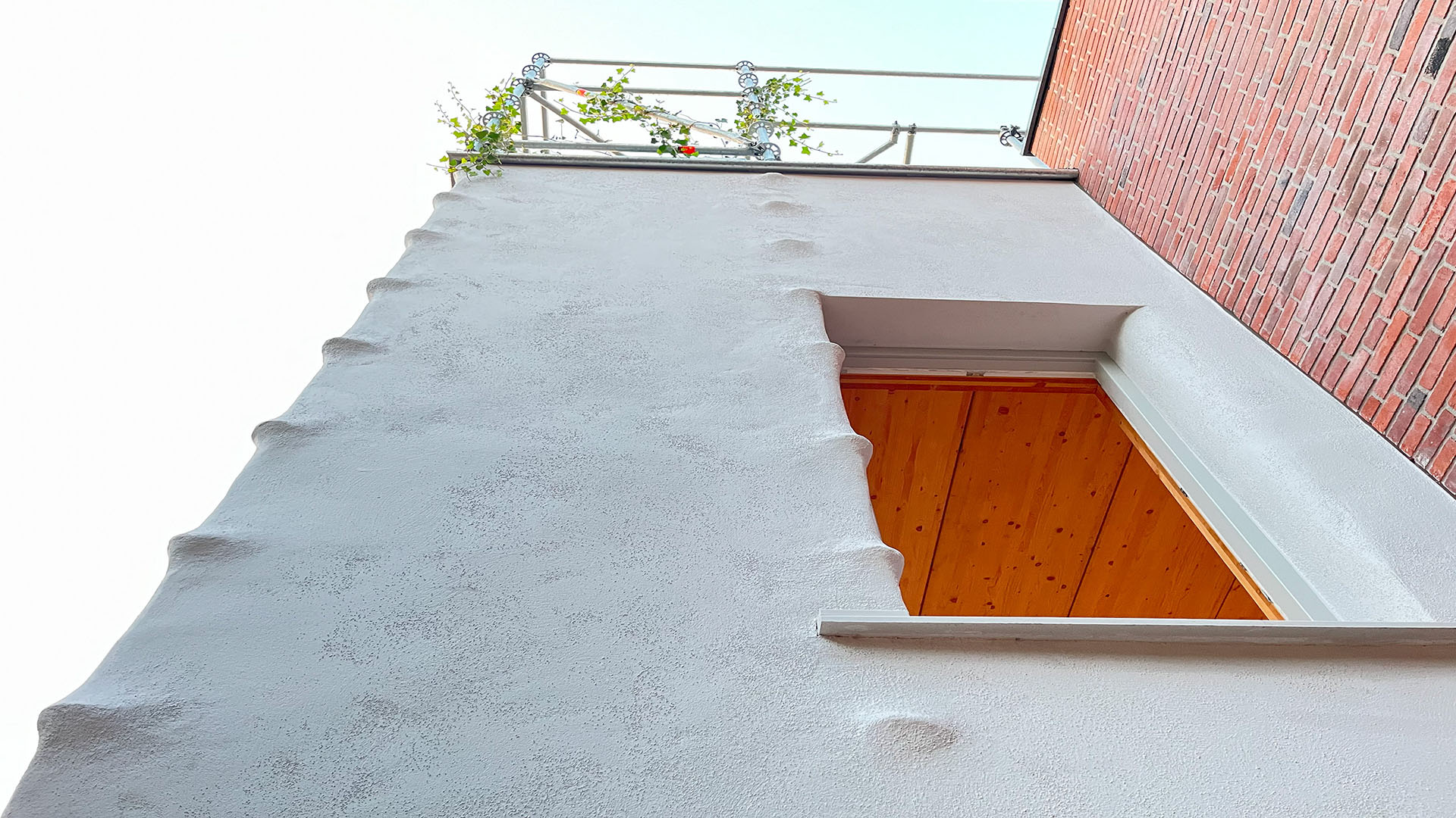 The Body Building has a sculpted skin of hempcrete