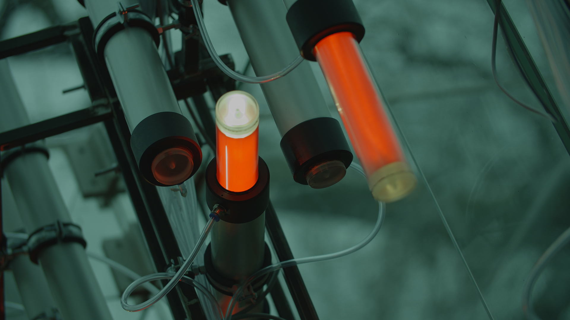 Tubes at tschumi, detail