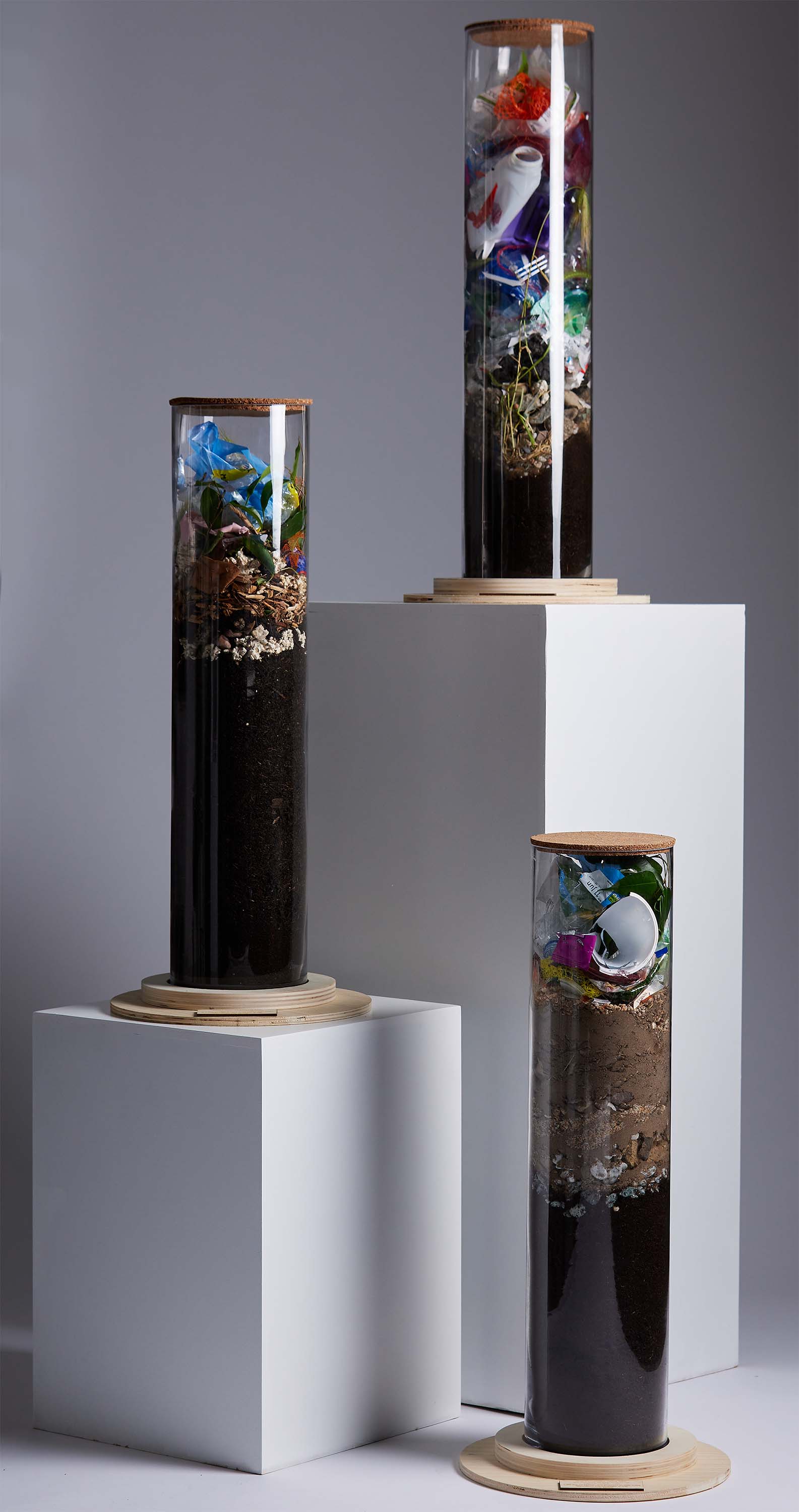 Uneasy Matter as Living Installation