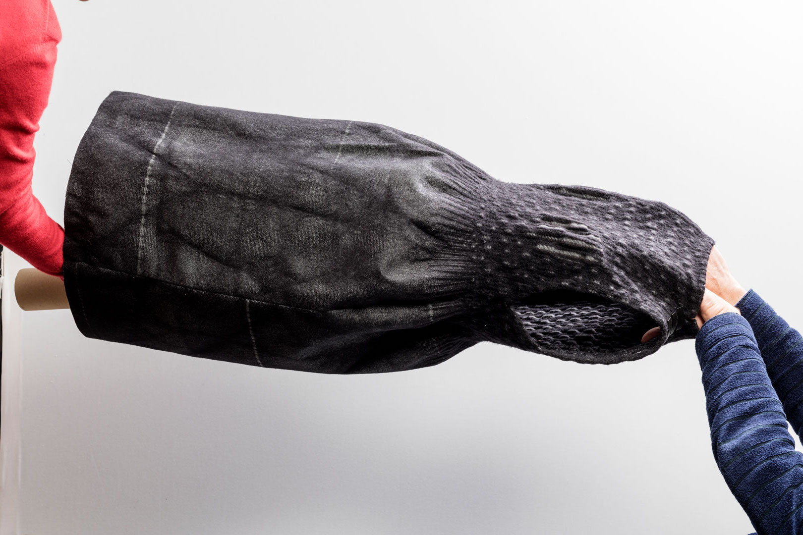 UNSEAM Seamleslly Shaping Textiles