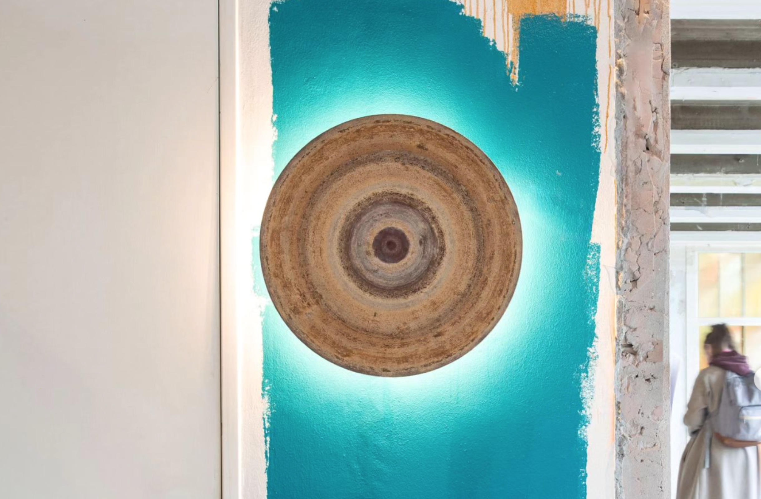 Hands of Time wall lamp - Messmerizing DDW 23