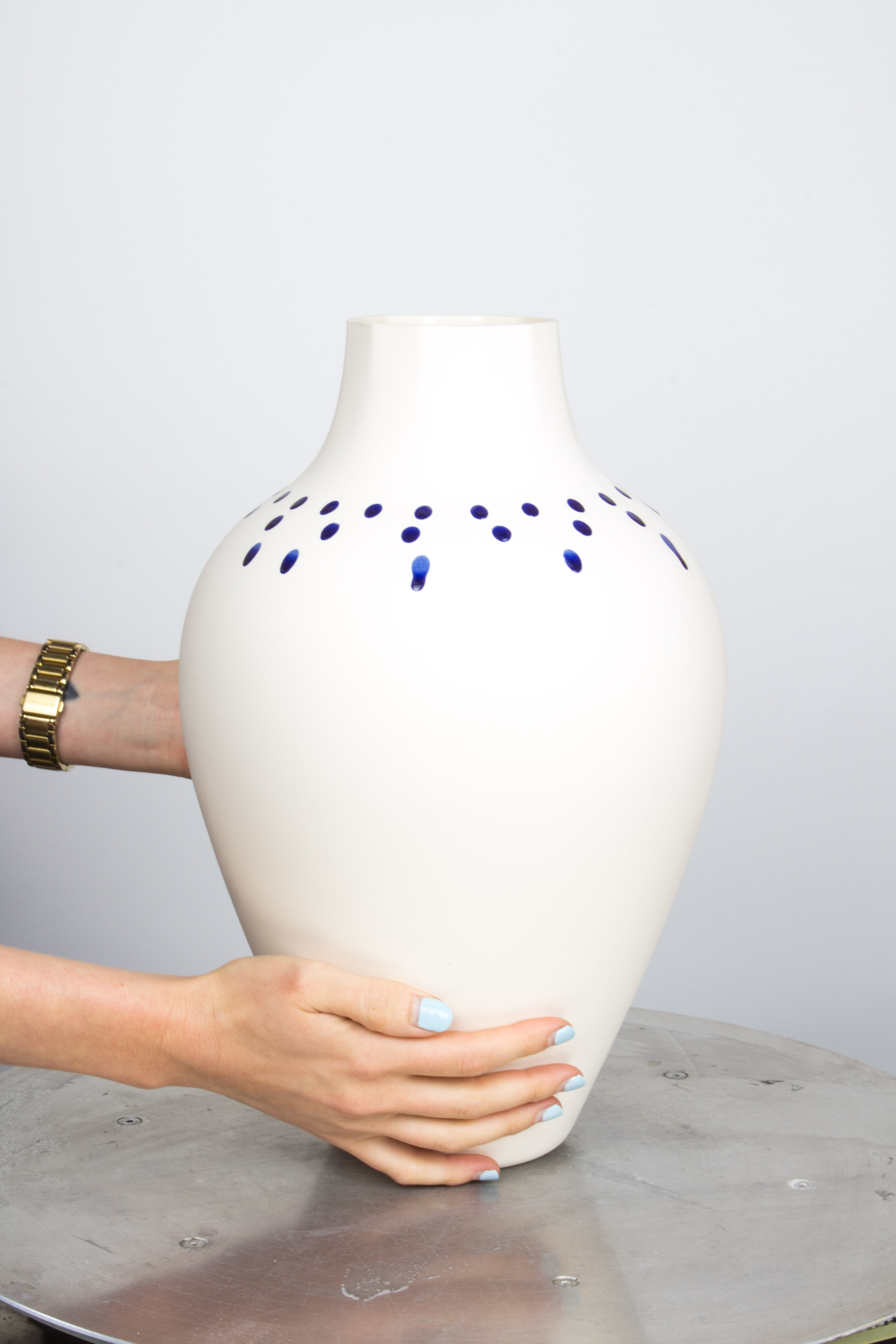Ten thousand drops, vase