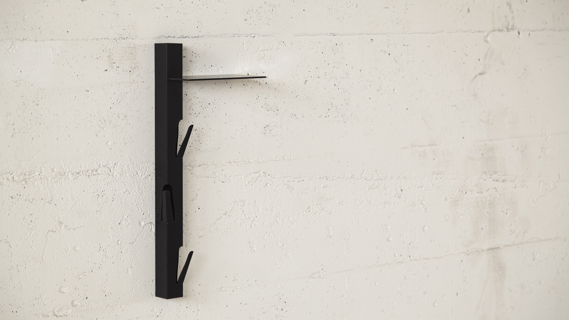 NEW Coatrack by Maarten Baptist