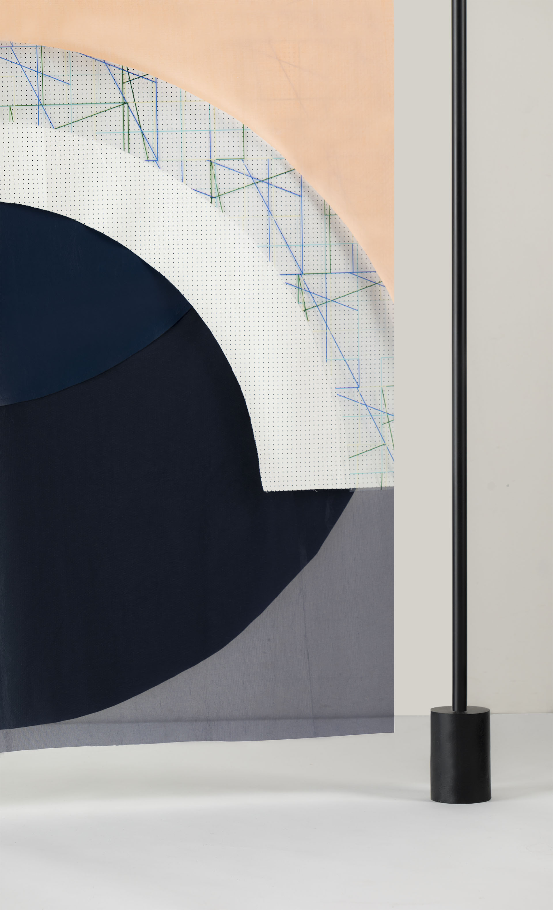 detail room divider with modular curtain